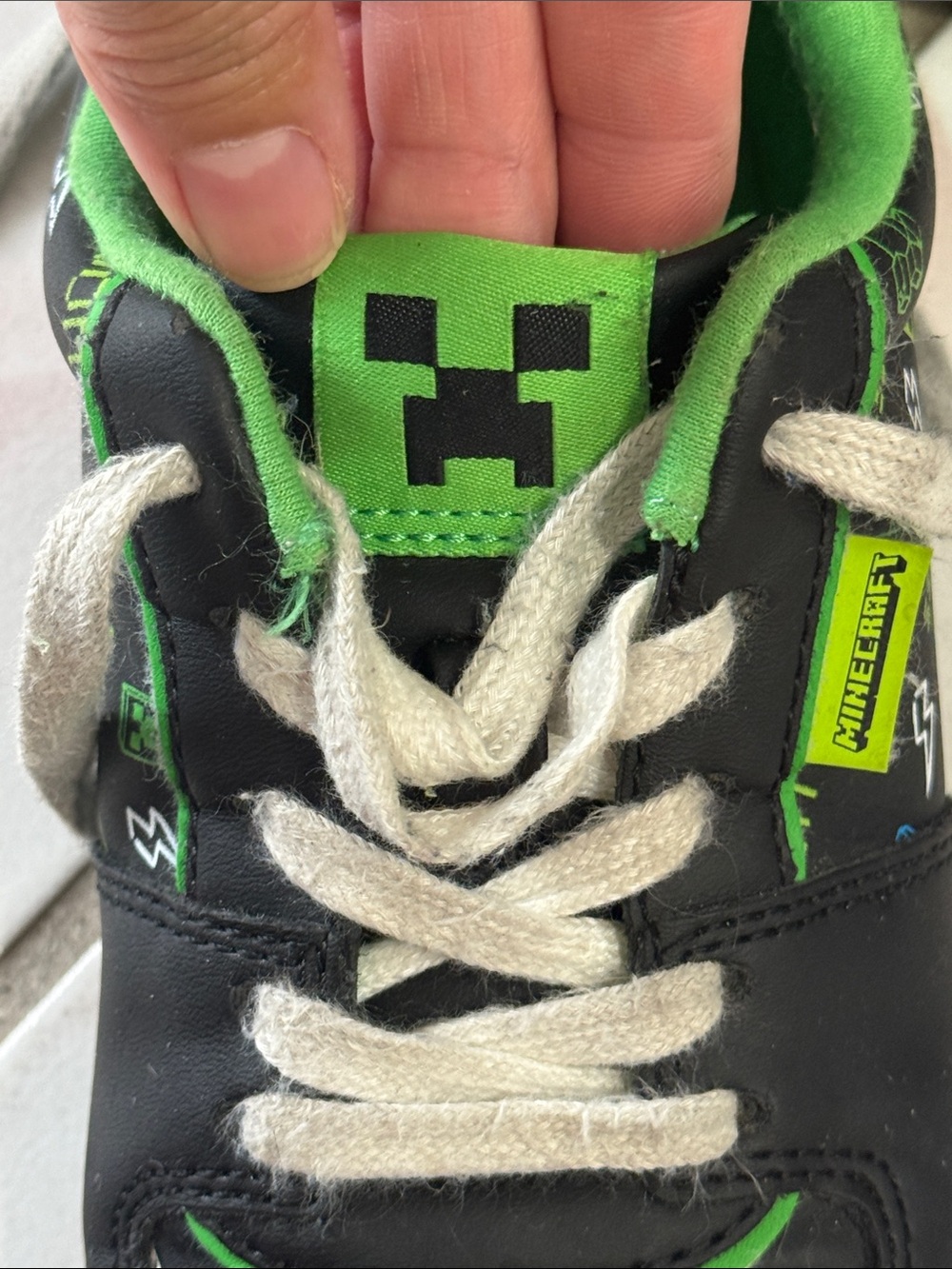 Minecraft Kids Black & Green Graphic Lace-Up Sneakers - Picture 9 of 10
